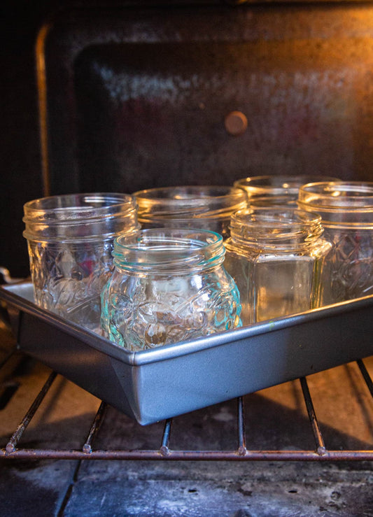 Sterilising glass jars in the oven